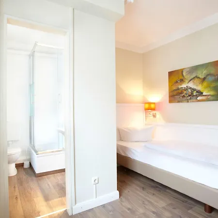 Hotel Ostseehalle By Premiere Classe *