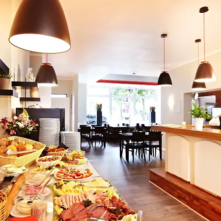 Ostseehalle By Premiere Classe Hotel