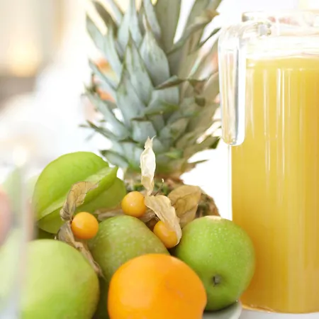 Ostseehalle By Premiere Classe *