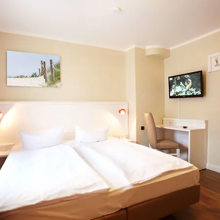 Ostseehalle By Premiere Classe