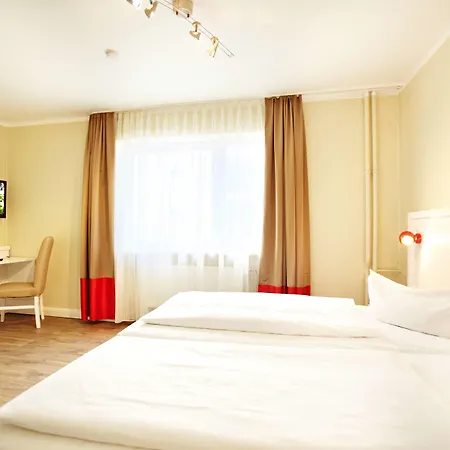 Ostseehalle By Premiere Classe 酒店 *