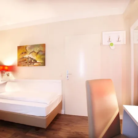 Hotel Ostseehalle By Premiere Classe