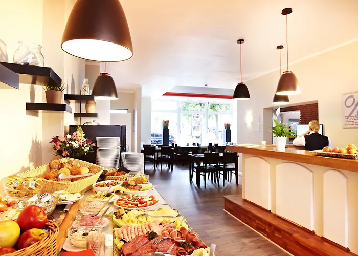 Ostseehalle By Premiere Classe Hotel