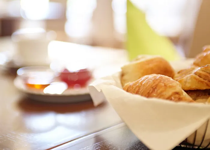 Ostseehalle By Premiere Classe Hotel