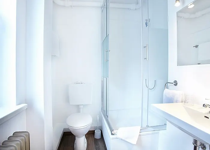 Ostseehalle By Premiere Classe Hotel